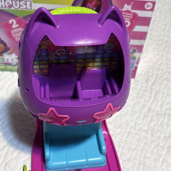 Gabby's Dollhouse Sprinkle Party Bus *****BUS ONLY****** - Picture 7 of 8